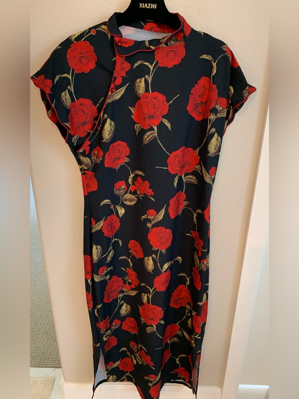 NWOT Chinese Style Qipao Split Midi Red Roses Gem Botton Size 6